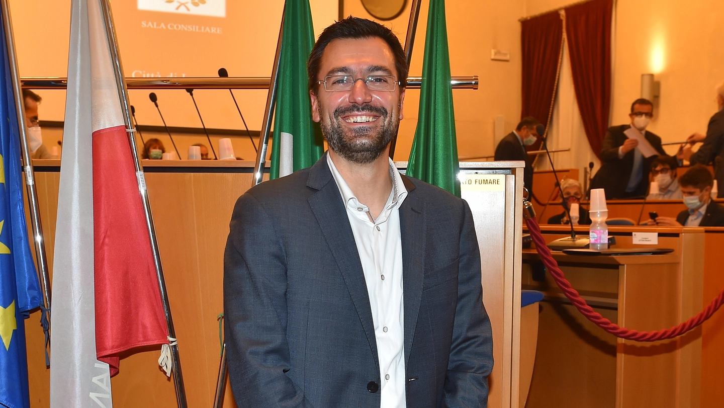 Il sindaco di Legnano Lorenzo Radice Il sindaco di Legnano Lorenzo Radice