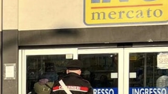 Al supermercato sono dovuti intervenire i carabinieri
