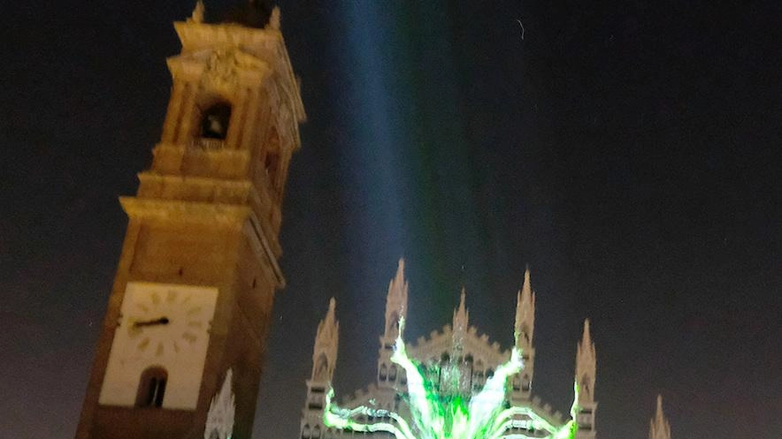 La capitale della luce. Si accende il Kernel. Arte e creatività “vestono“ la città La capitale della luce. Si accende il Kernel. Arte e creatività “vestono“ la città