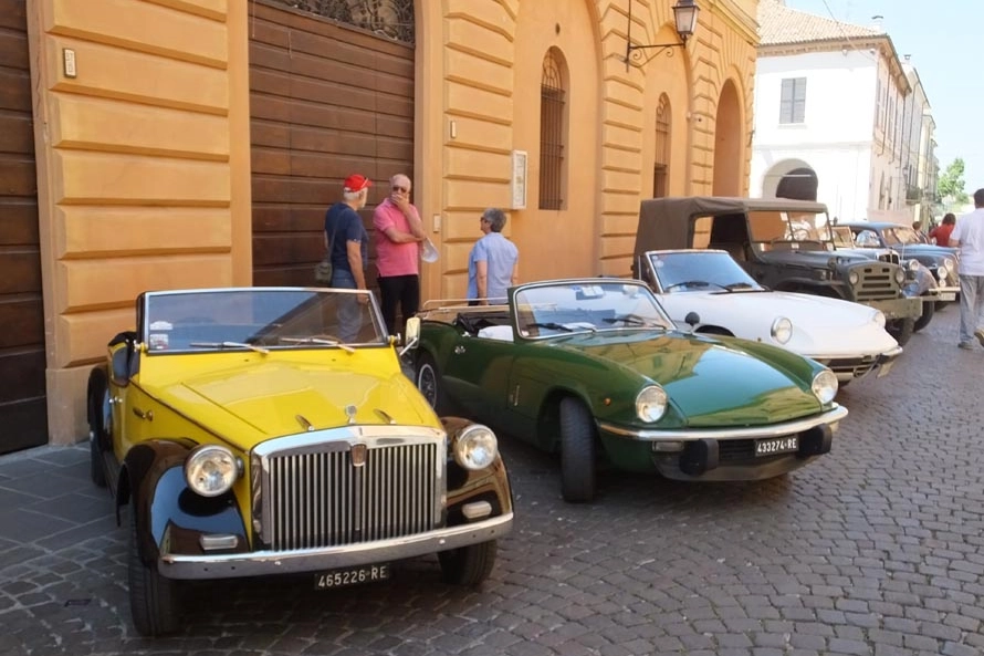 Raduno di auto d'epoca