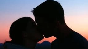 Un bacio tra innamorati