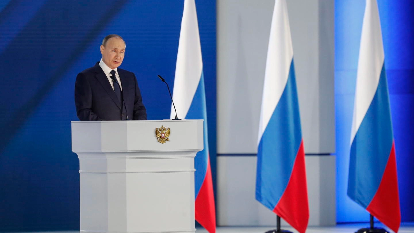Il presidente Putin nel suo discorso alla Federazione Russa