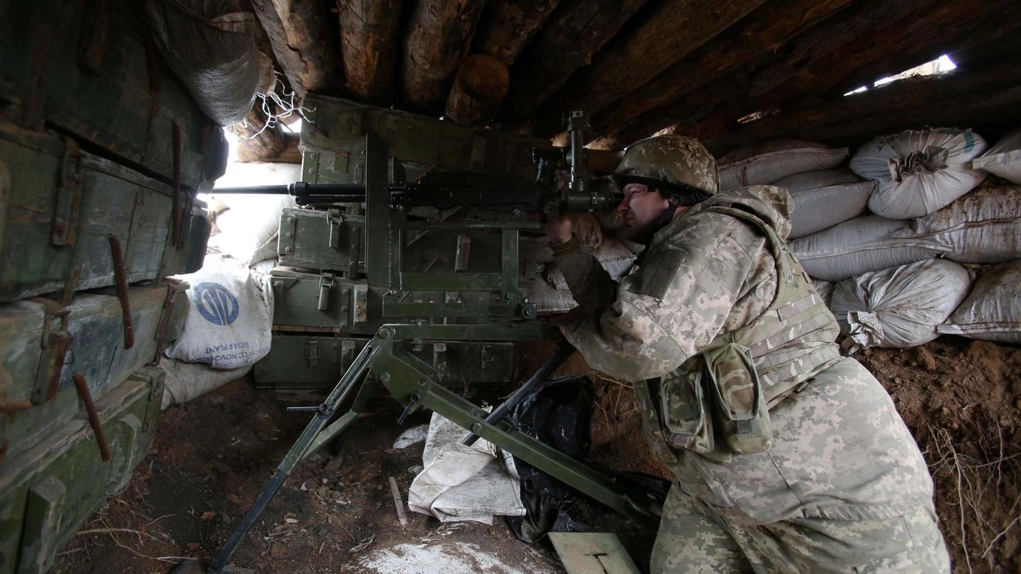 Una trincea nella regione di Donetsk, dove si combatte tra milizie filorusse e governativi