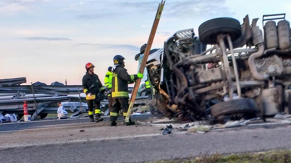 Incidente in autostrada (Foto di repertorio Torres)