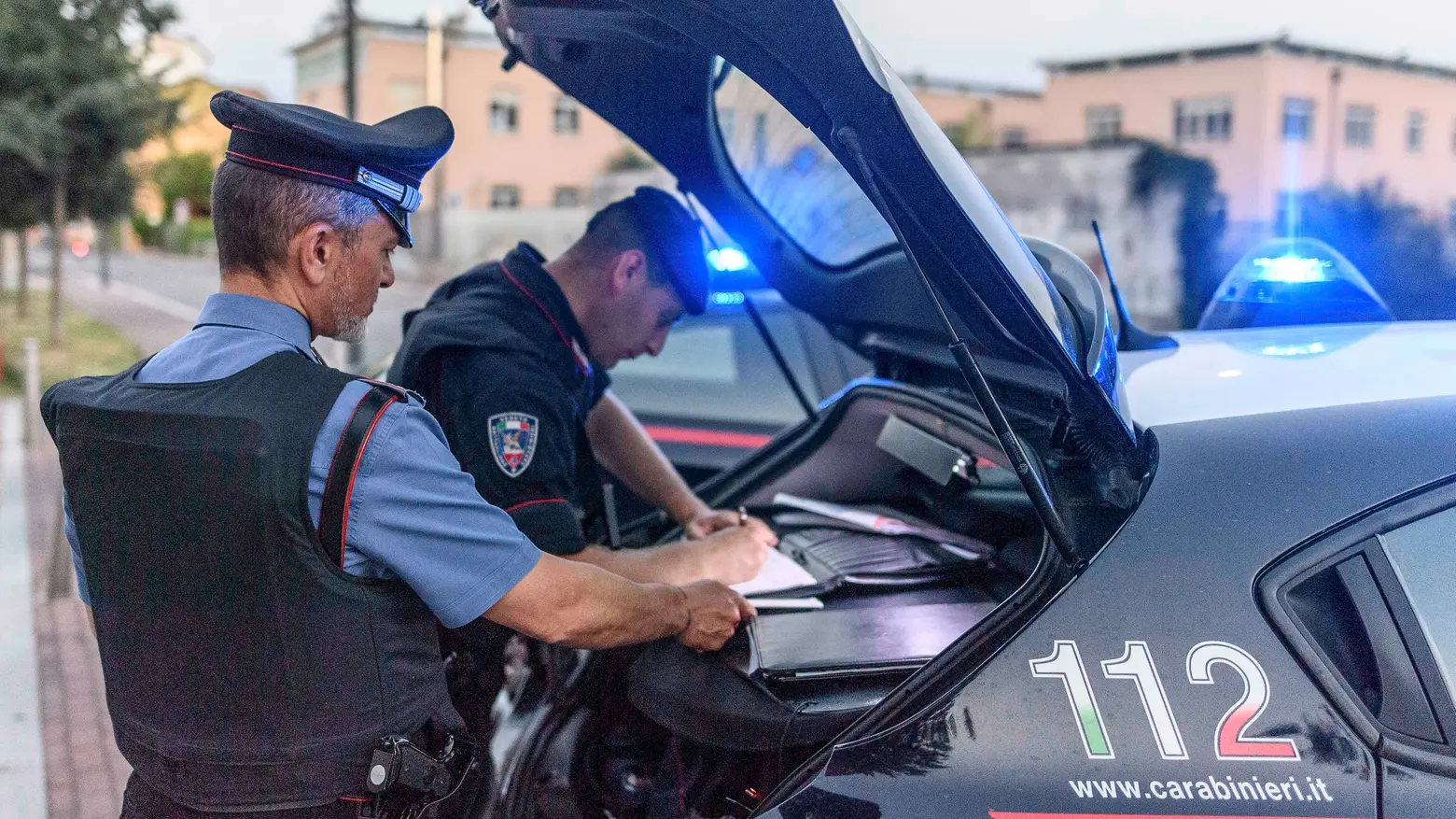 I carabinieri sono intervenuti dopo la chiamata al 112