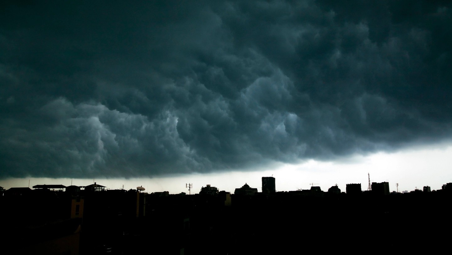 Previsioni meteo, nuova ondata di temporali e grandine (foto iStock)