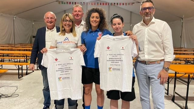 La solidarietà va in gol Premio alla società Asd La solidarietà va in gol Premio alla società Asd