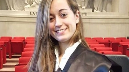 Samantha Ravezzi è una legale del Foro di Milano 