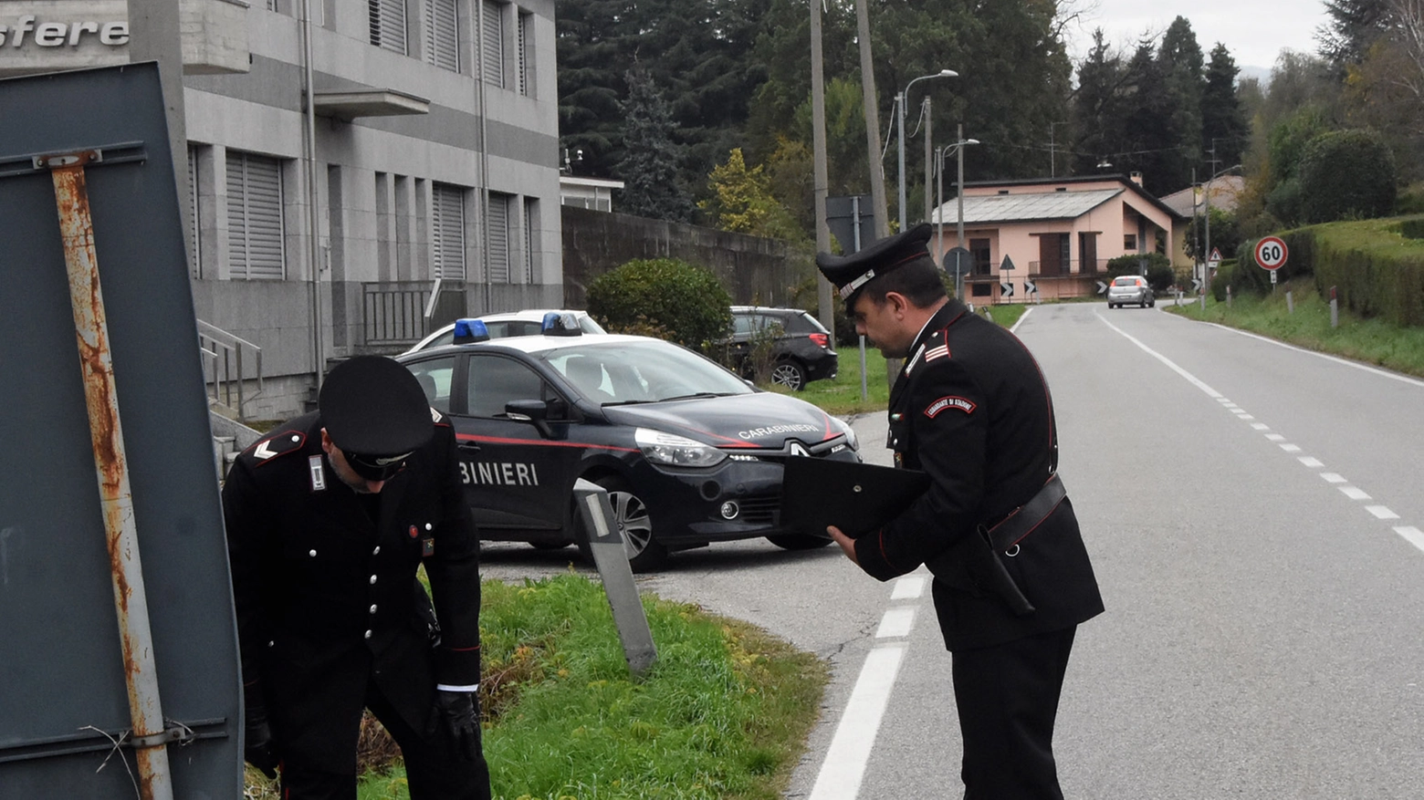 I carabinieri hanno effettuato i rilievi (Archivio)