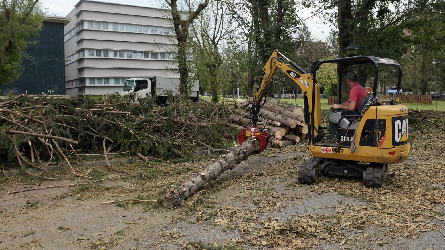 Una città in ginocchio "A Melzo in un giorno danni per due milioni Aiutateci a rialzarci" Una città in ginocchio "A Melzo in un giorno danni per due milioni Aiutateci a rialzarci"