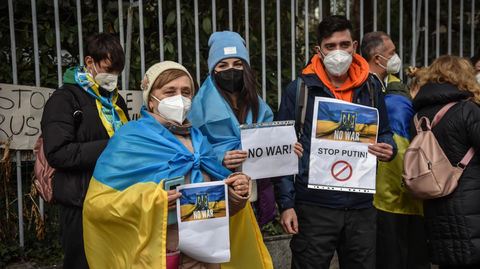 Manifestazione contro la guerra in Ucraina a Milano
