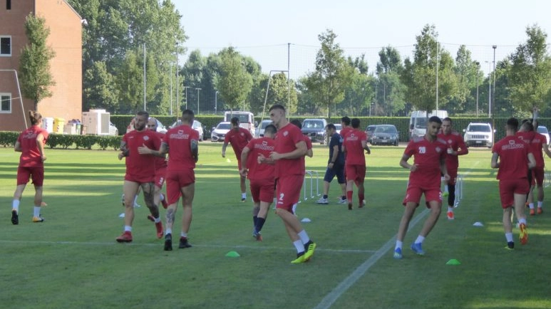 La squadra grigiorossa continua la preparazione in vista dell'esordio in Campionato