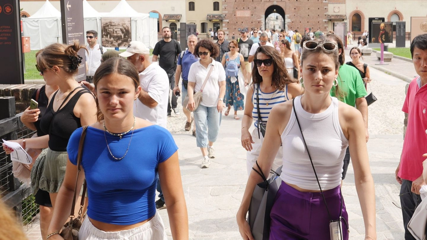 Il capoluogo lombarde continua ad attrarre visitatori Il capoluogo lombarde continua ad attrarre visitatori