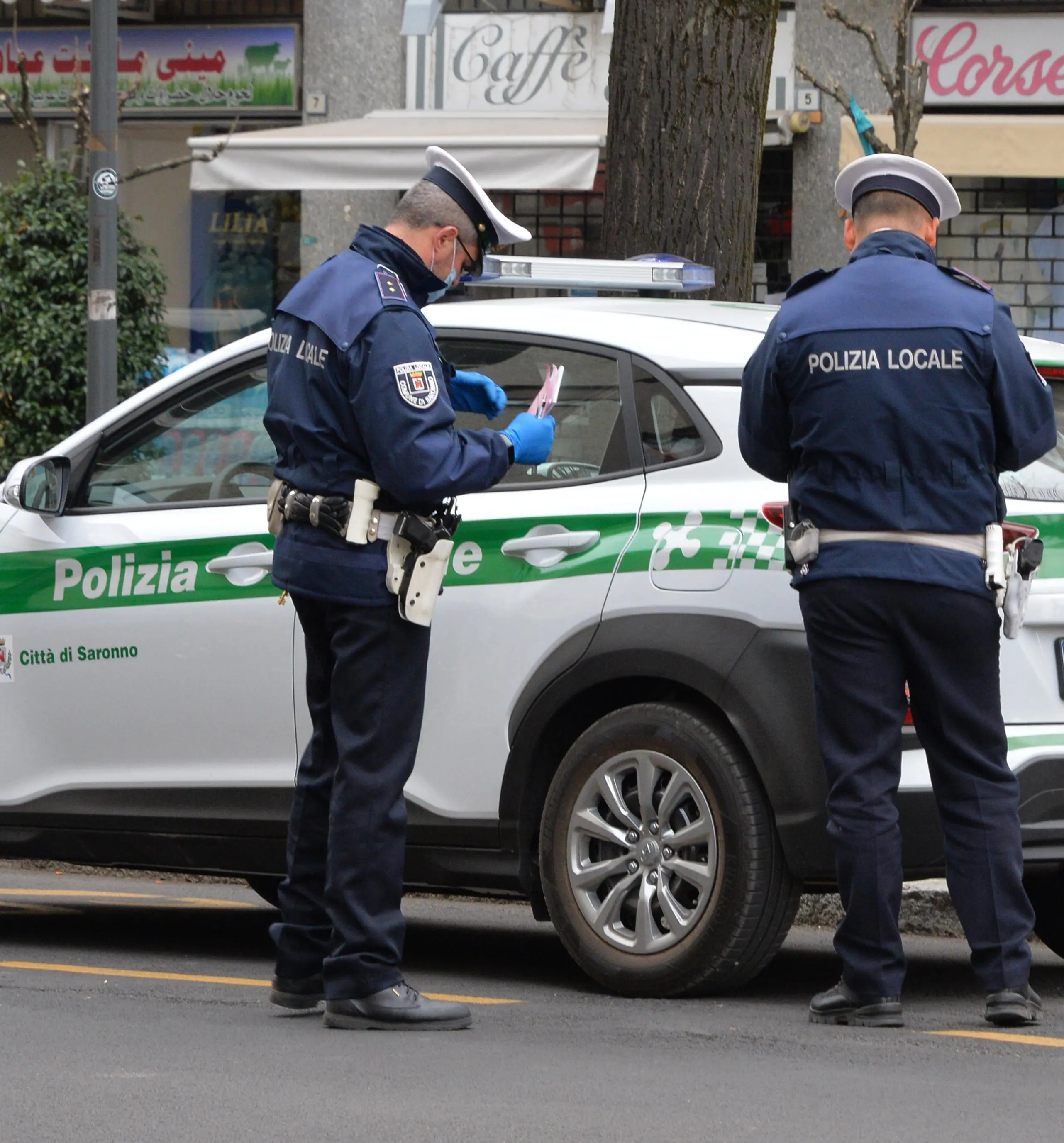 L’auto è sotto sequestro ma lui circola: multato