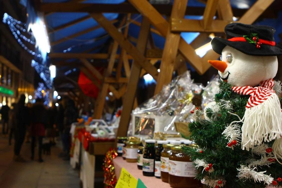 I mercatini di Natale a Sondrio (Nastional Press)