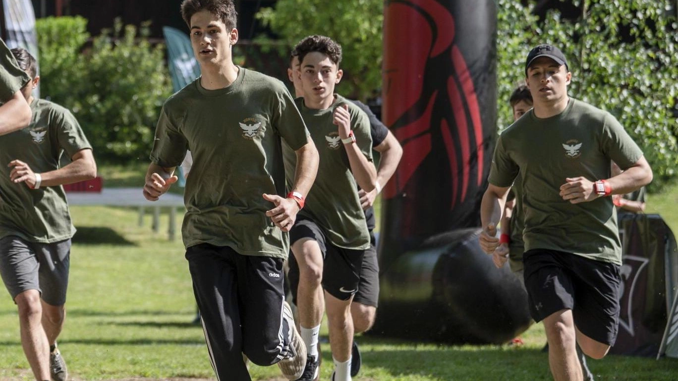 Tutti di corsa  Poi la festa  con gli studenti