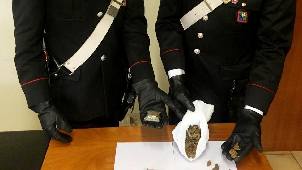 Droga sequestrata dai carabinieri di Calolziocorte