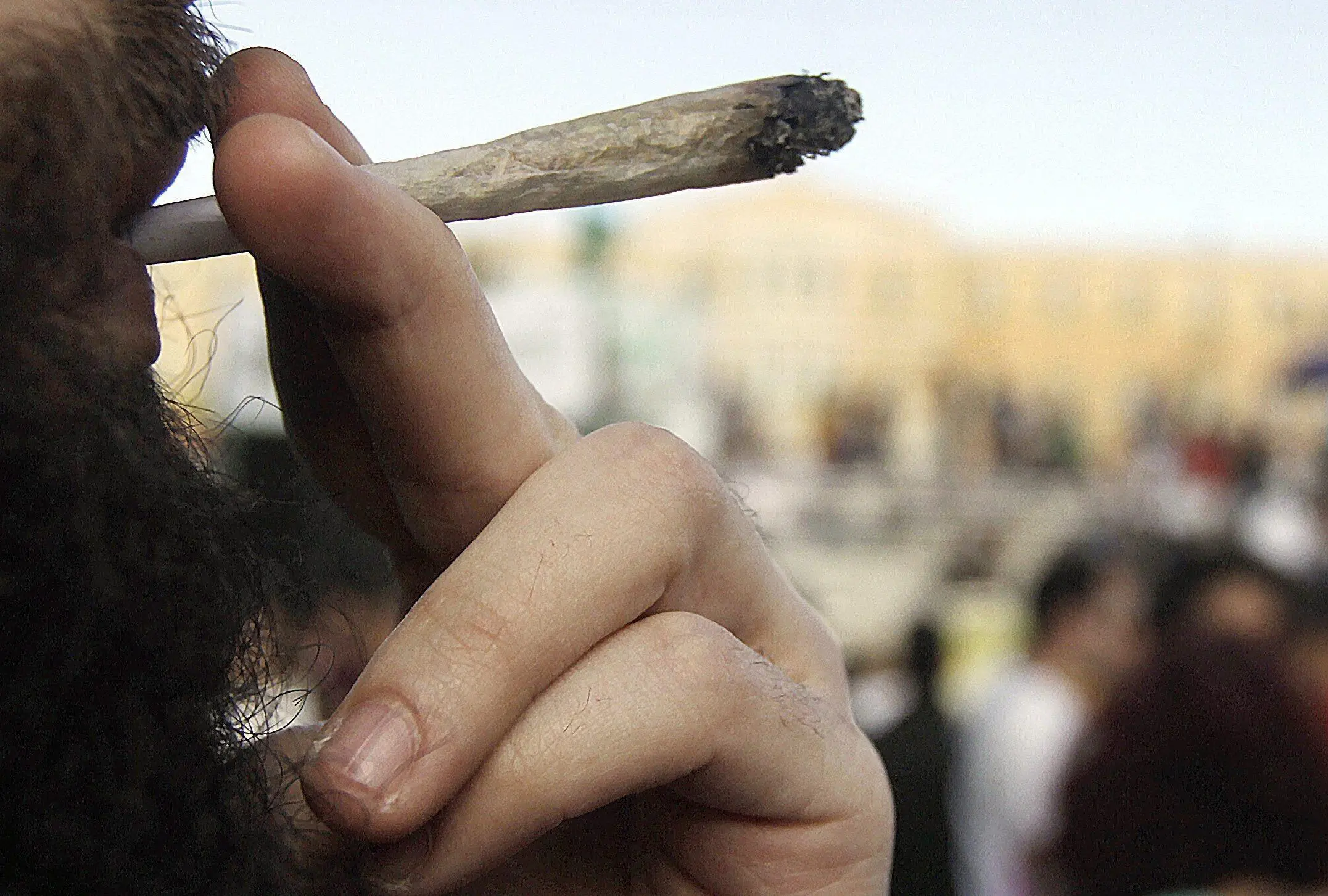 Legnano, droga e alcol: la prevenzione arriva nelle strade