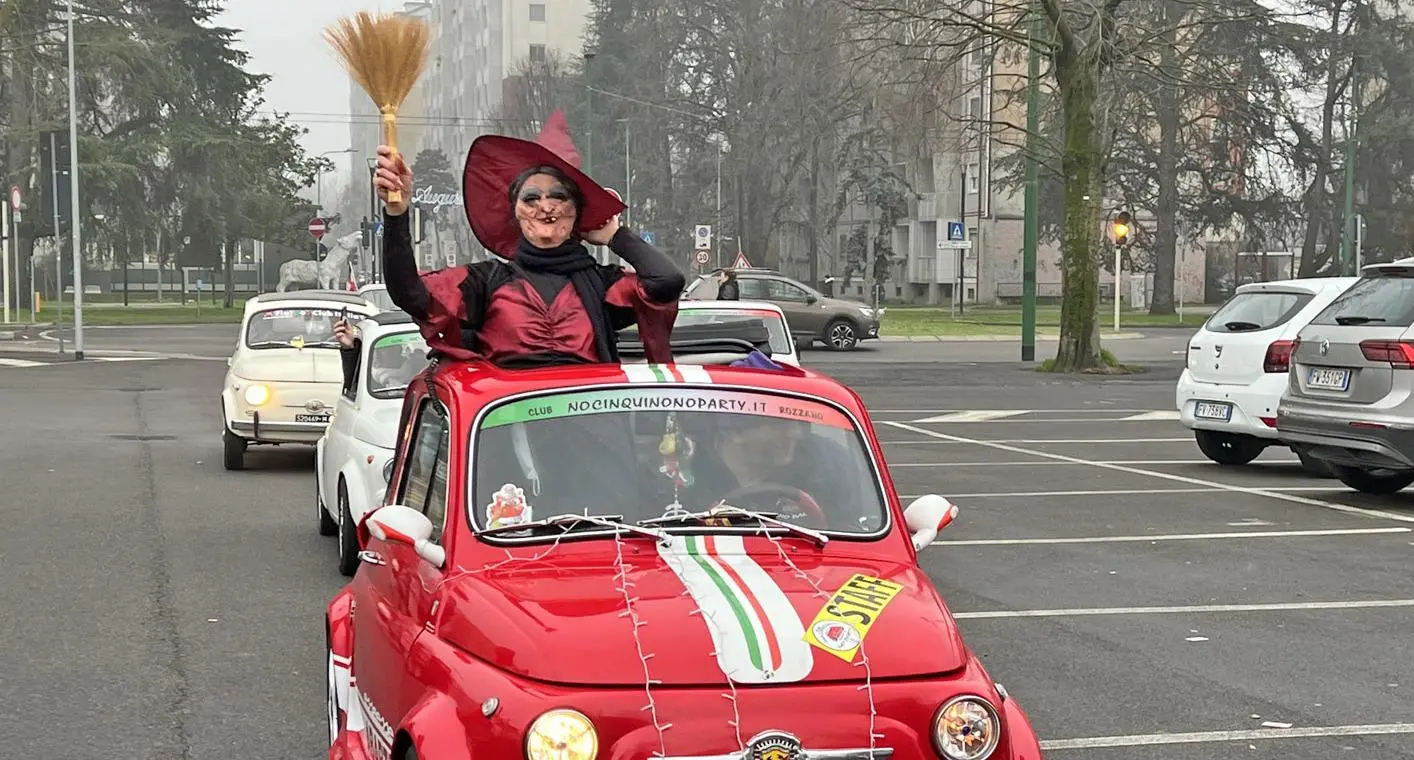 Calza piena di sorprese, arriva la befana in 500