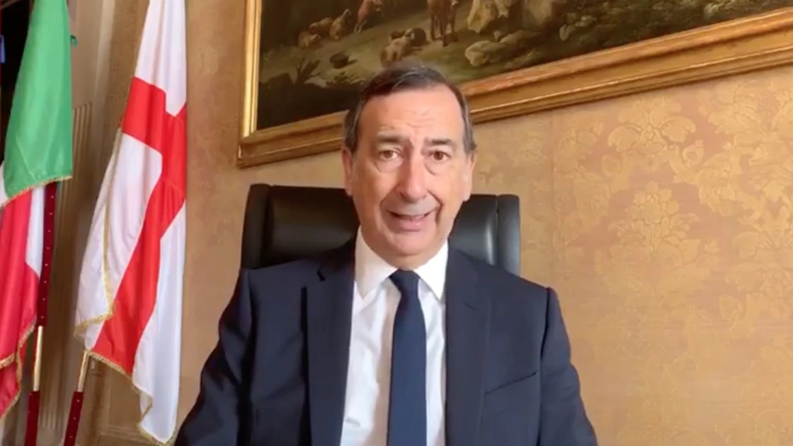 Il sindaco Giuseppe Sala nel corso del videomessaggio Il sindaco Giuseppe Sala nel corso del videomessaggio