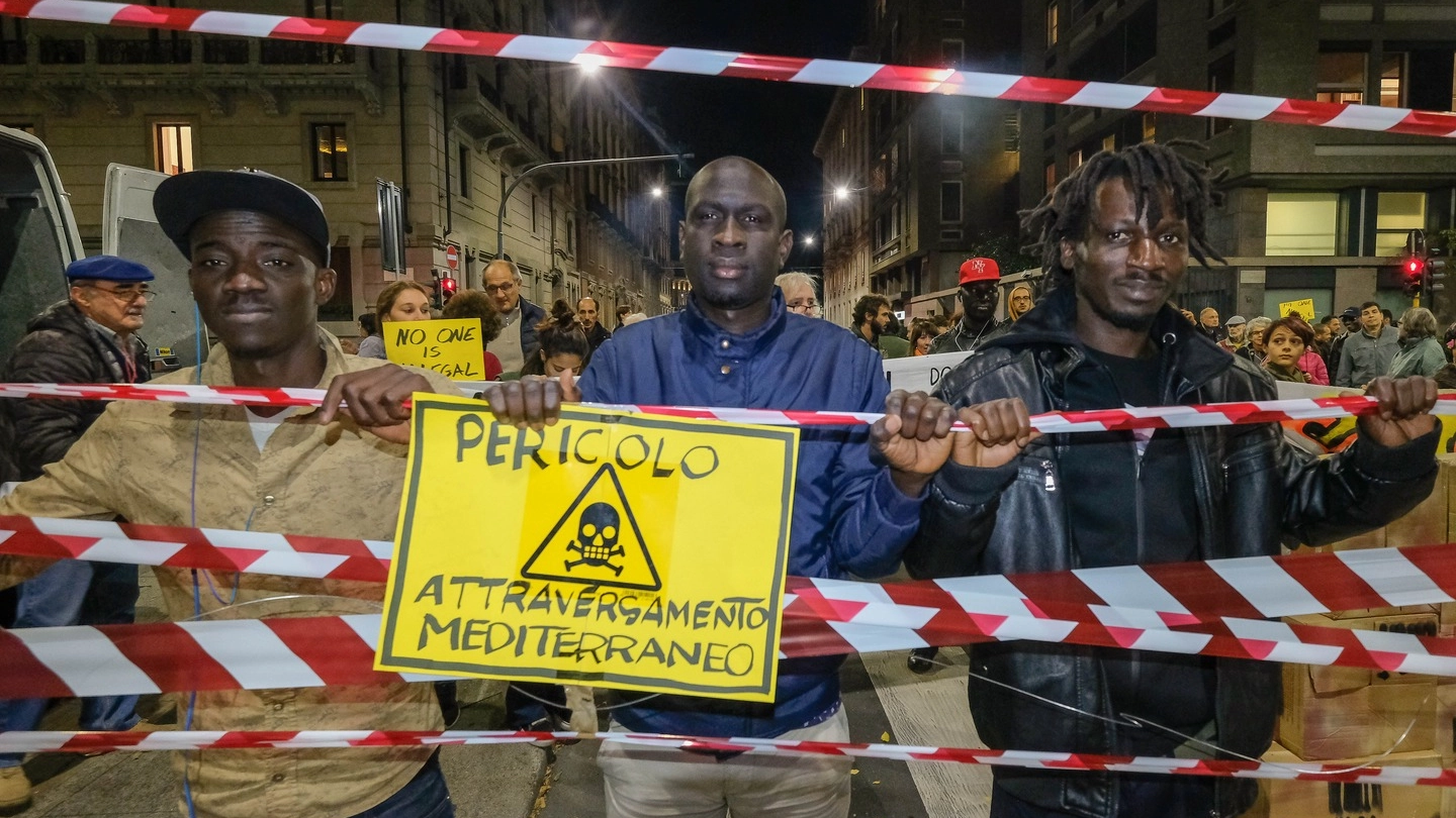 Manifestazione dei migranti a Milano