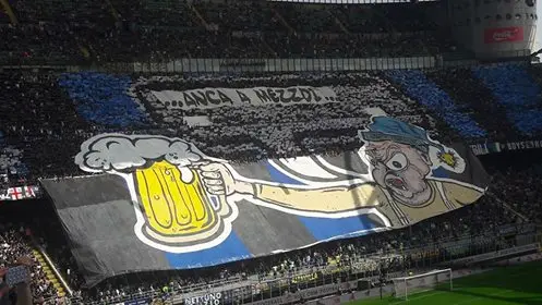 Inter-Milan, dialetto e Robin Hood: le coreografie spettacolo delle curve / FOTO