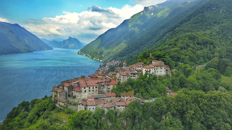 immagine di sfondo 7