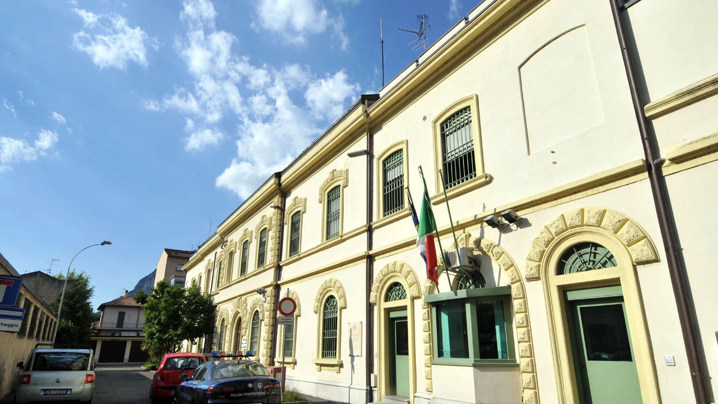 Il carcere di Lecco nel rione Pescarenico  