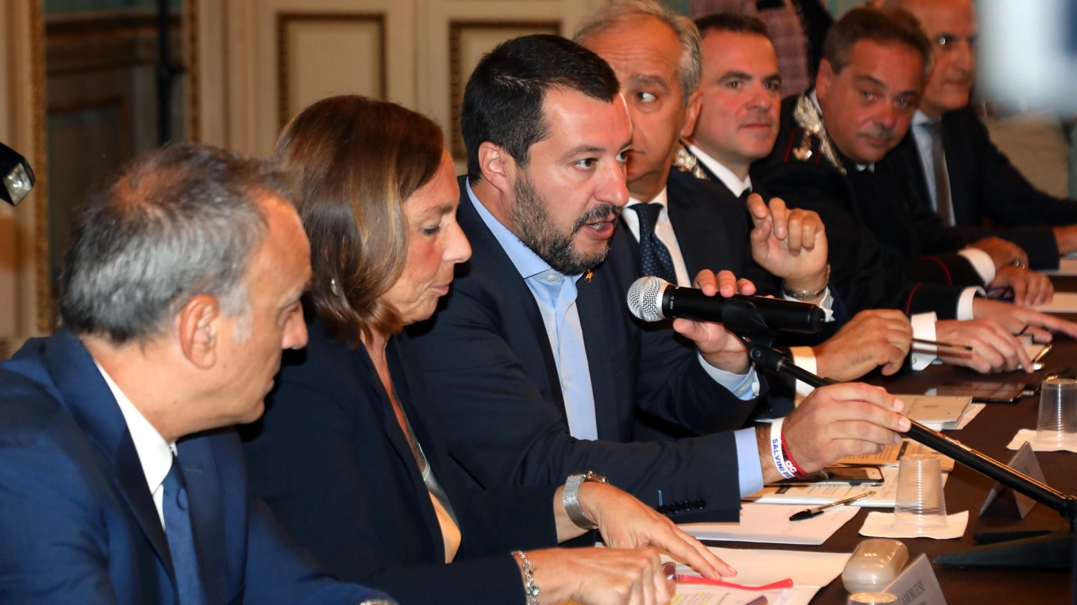 Milano, comitato per l'ordine e la sicurezza con Matteo Salvini