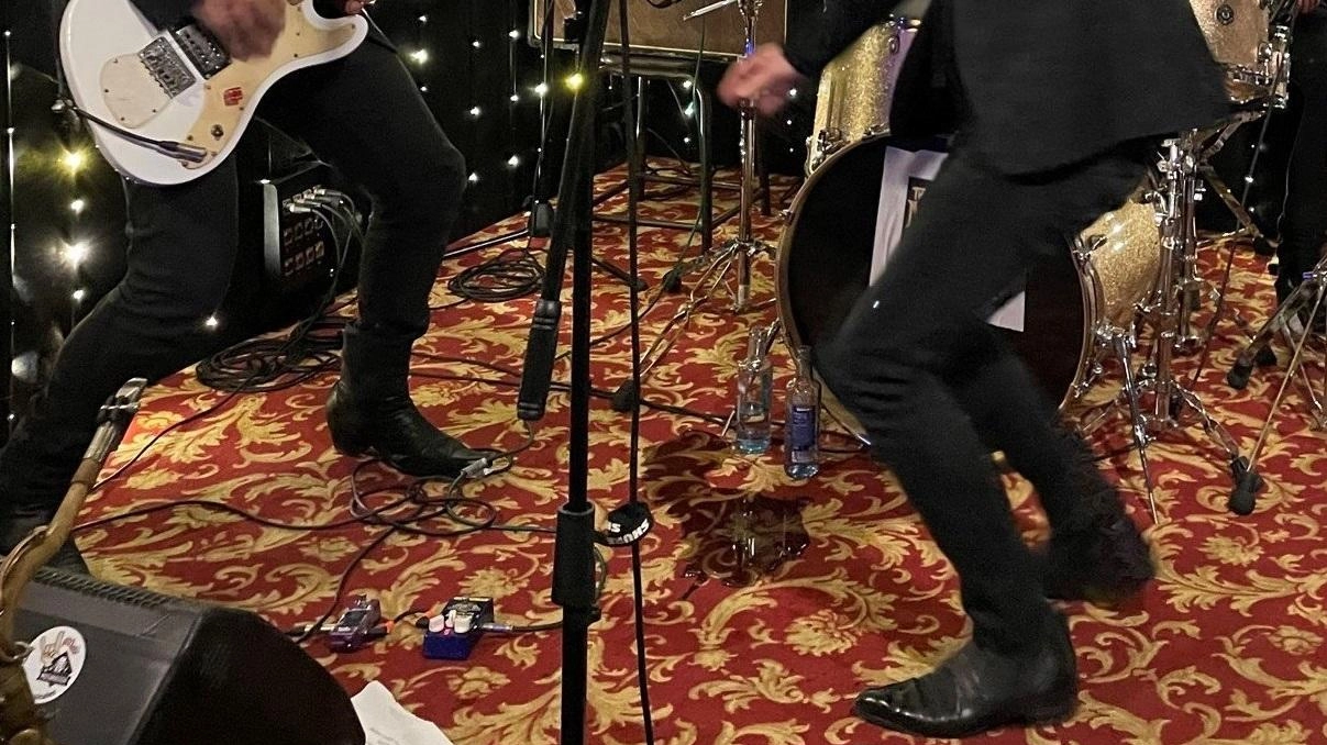 Grande schermo e palco. Da Cannes al Bloom. Poi il rock agricolo e la musica elettronica