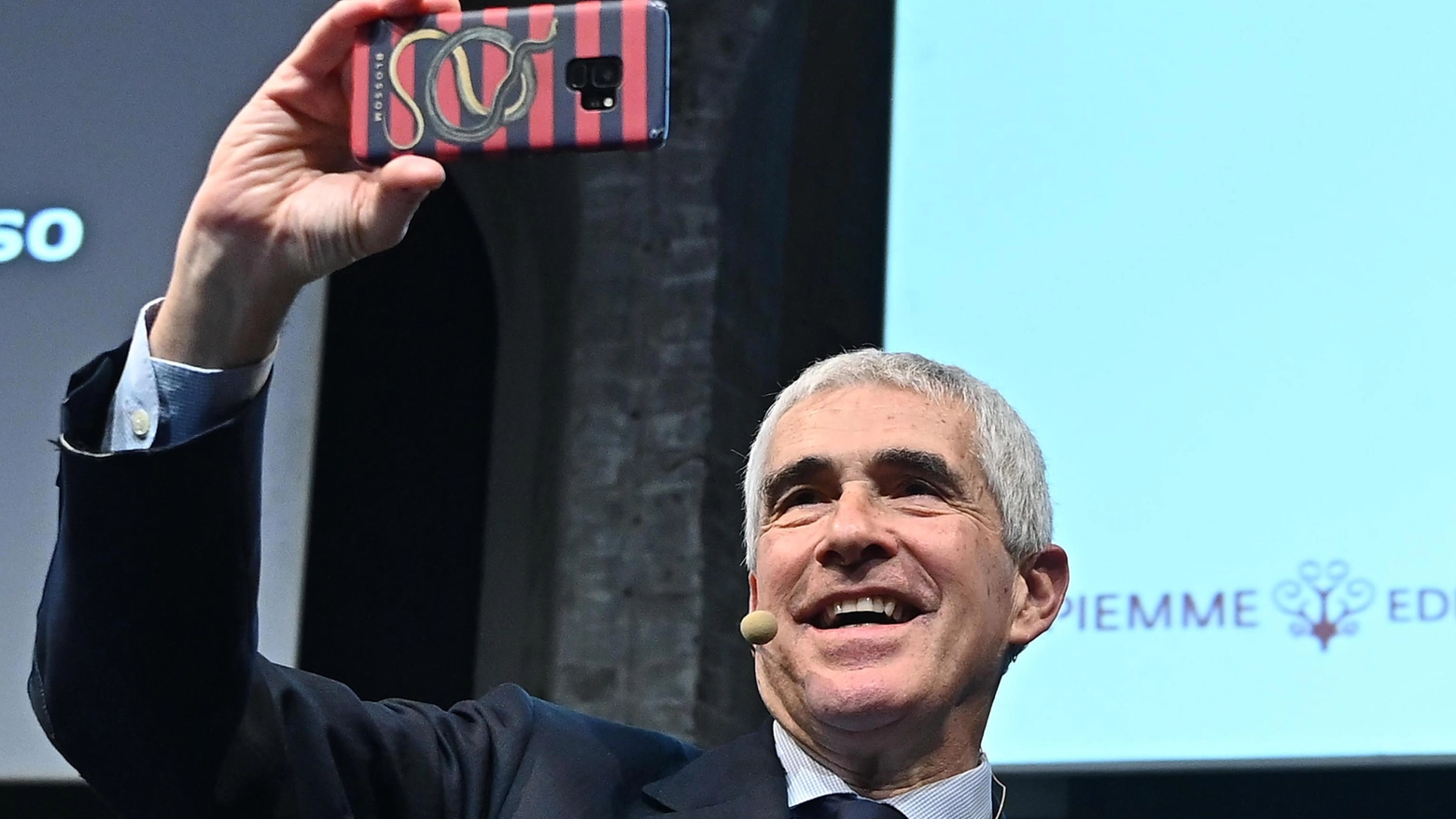 La versione di Casini Al Parenti il confronto tra La Russa e Sala "Il sindaco ha il quid" La versione di Casini Al Parenti il confronto tra La Russa e Sala "Il sindaco ha il quid"