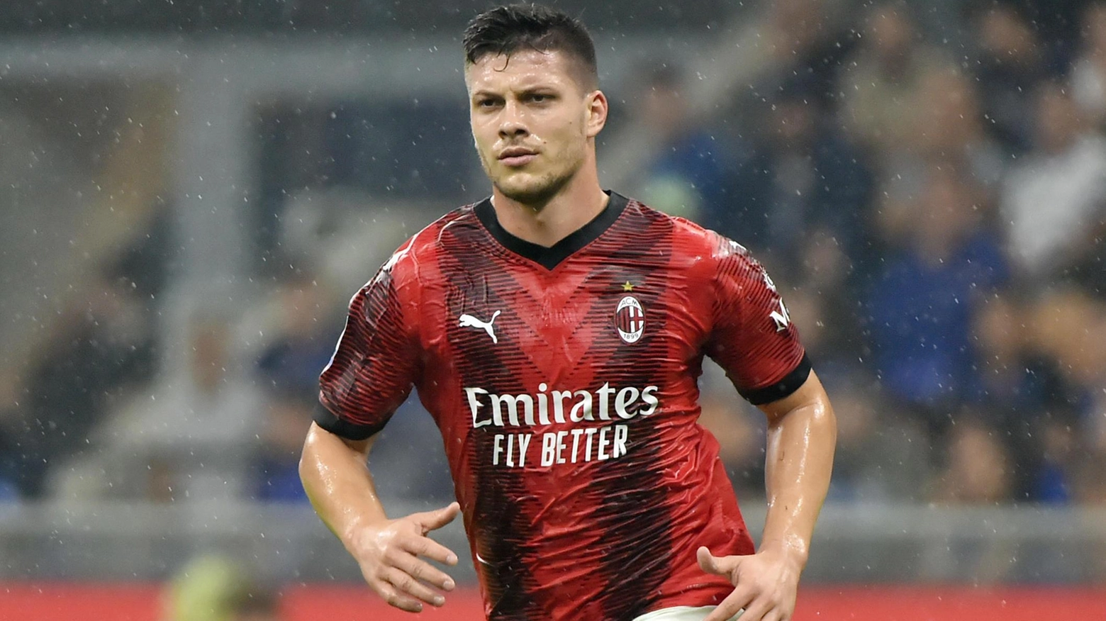 Jovic: "Che onore essere qui. Vorrei fare tanti gol per Pioli" Jovic: "Che onore essere qui. Vorrei fare tanti gol per Pioli"