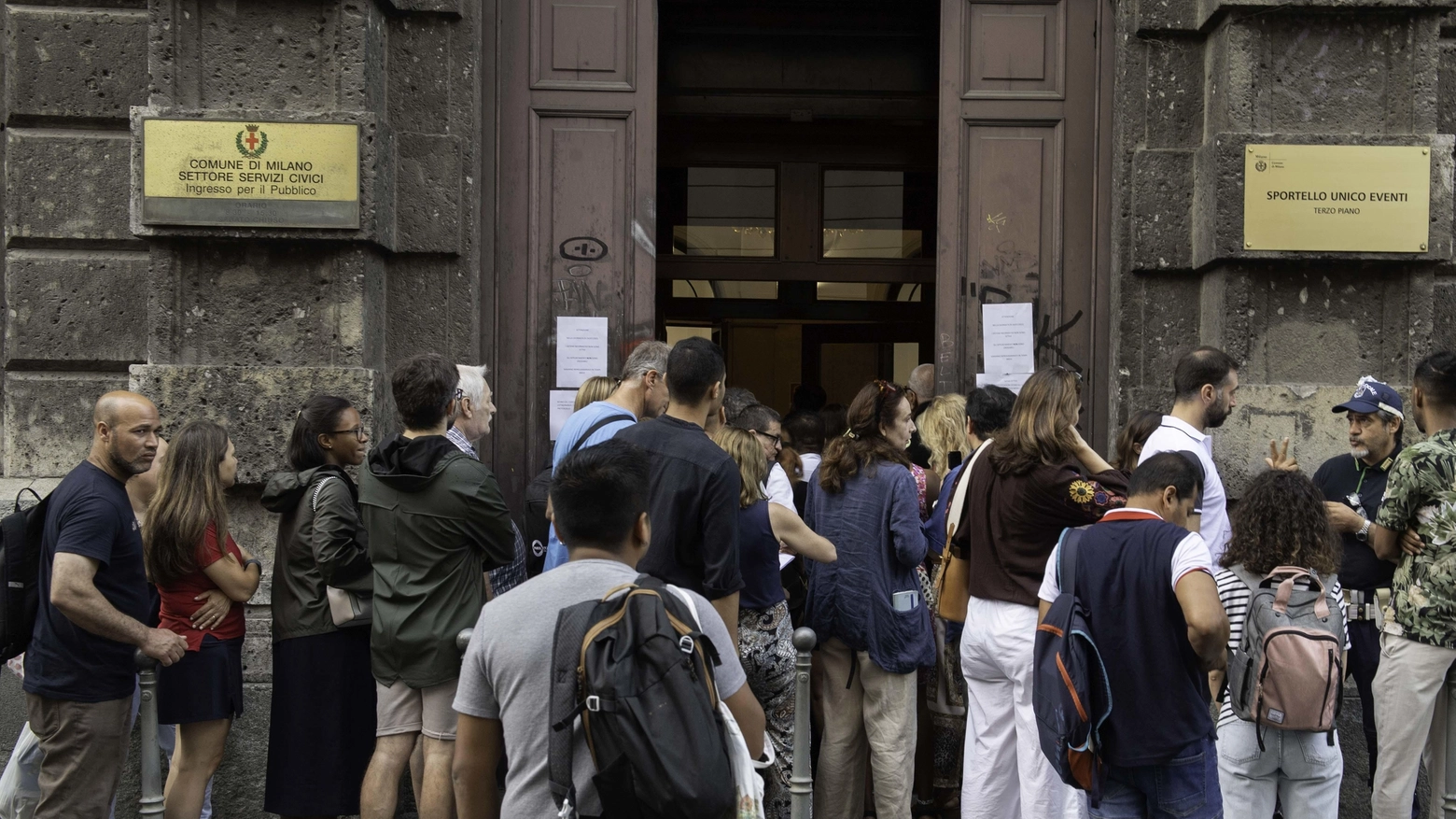 

Servizi comunali a Milano, i disservizi continuano: nota del Comune