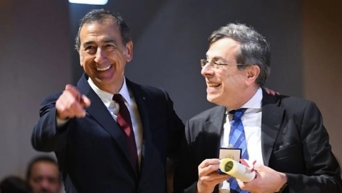 La consegna dell'Ambrogino d'Oro 2023 ad Elio Franzini per i 100 anni dell'Università Statale