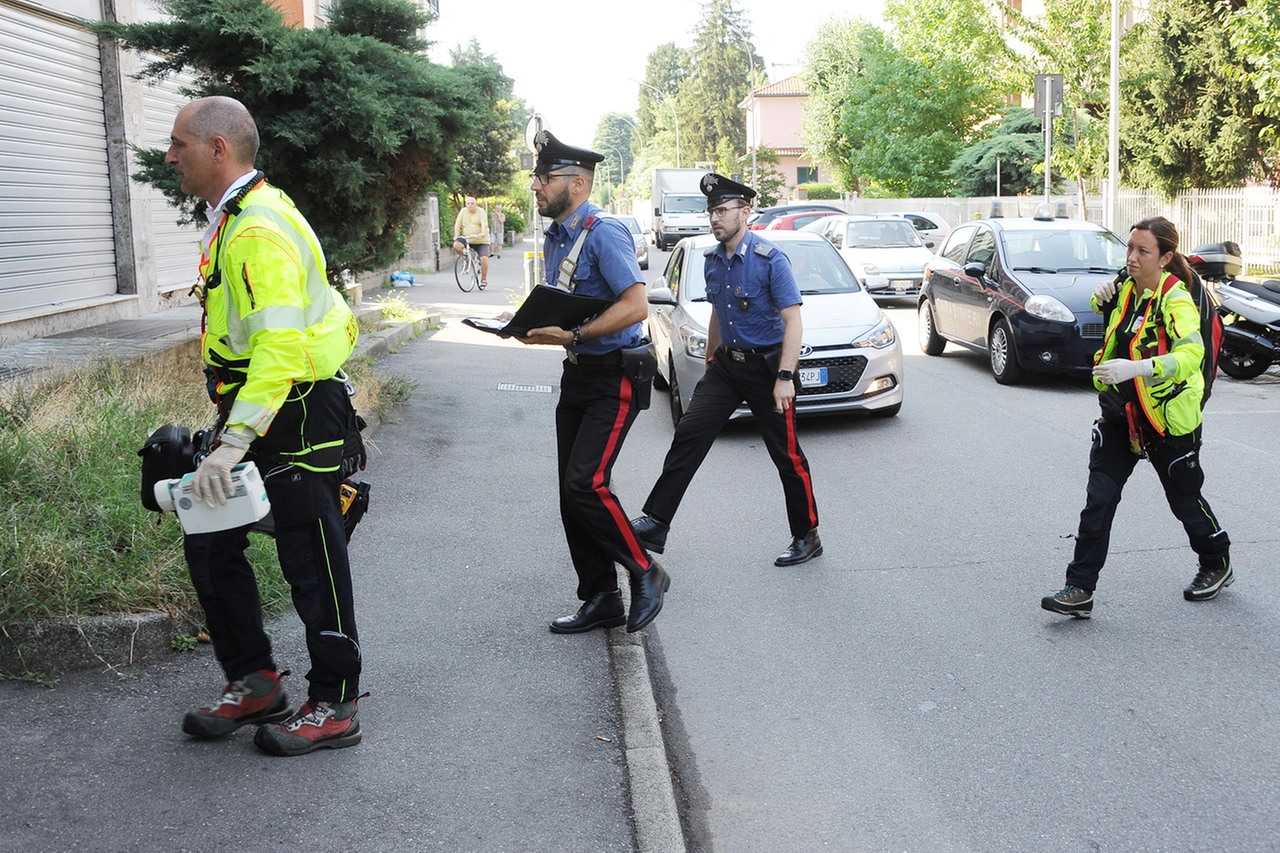 Aggressione fra vicini di casa a Vittuone (Foto Roberto Garavaglia)