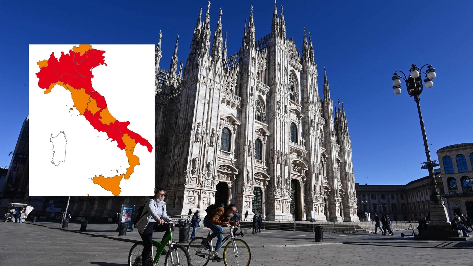 Piazza Duomo a Milano e la mappa a colori dell regioni