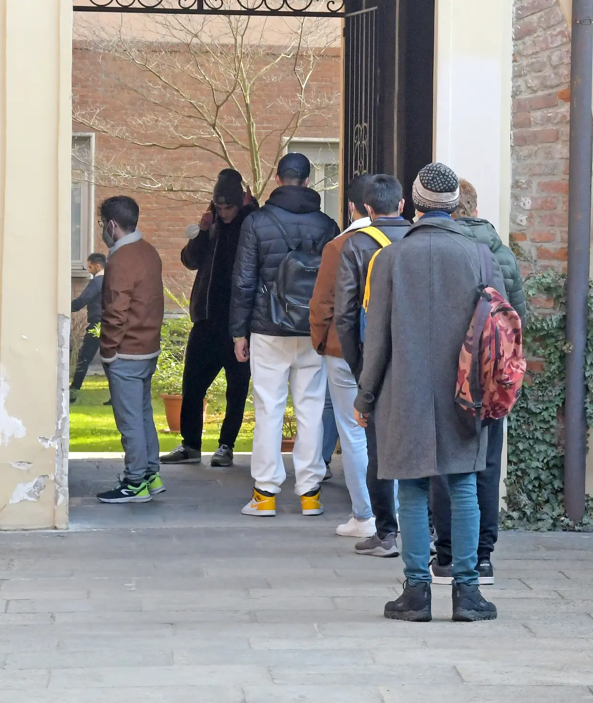 Universitari con una sola mensa aperta: disagi e attese anche di 40 minuti