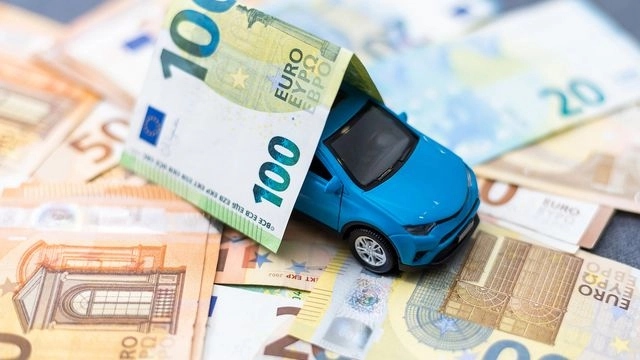 Lombardia terza regione più cara d'Italia per assicurare un'auto
