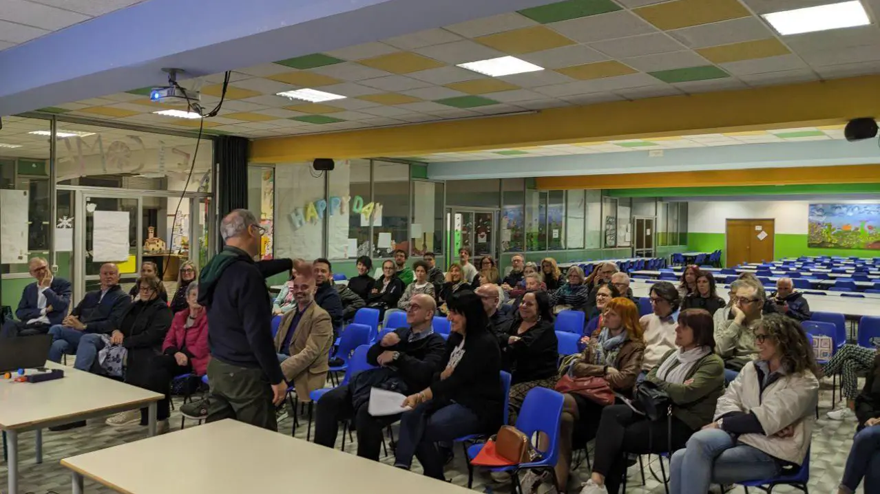 La nuova Rodari da 11 milioni di euro I genitori: tempi rapidi e sicurezza La nuova Rodari da 11 milioni di euro I genitori: tempi rapidi e sicurezza