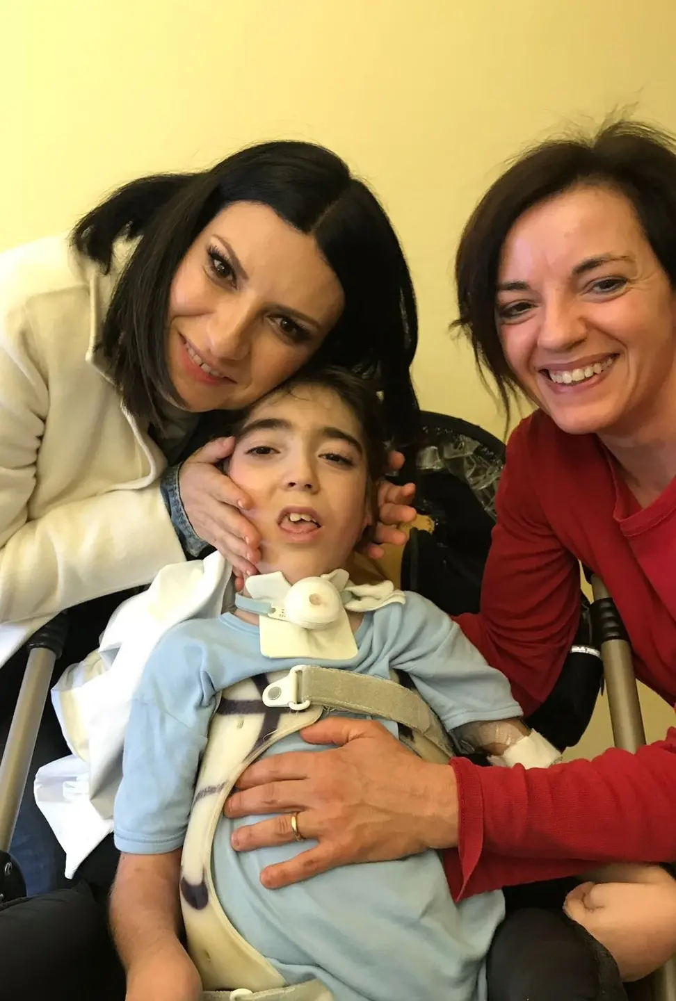 Lodi, al concerto della Pausini un piccolo grande fan