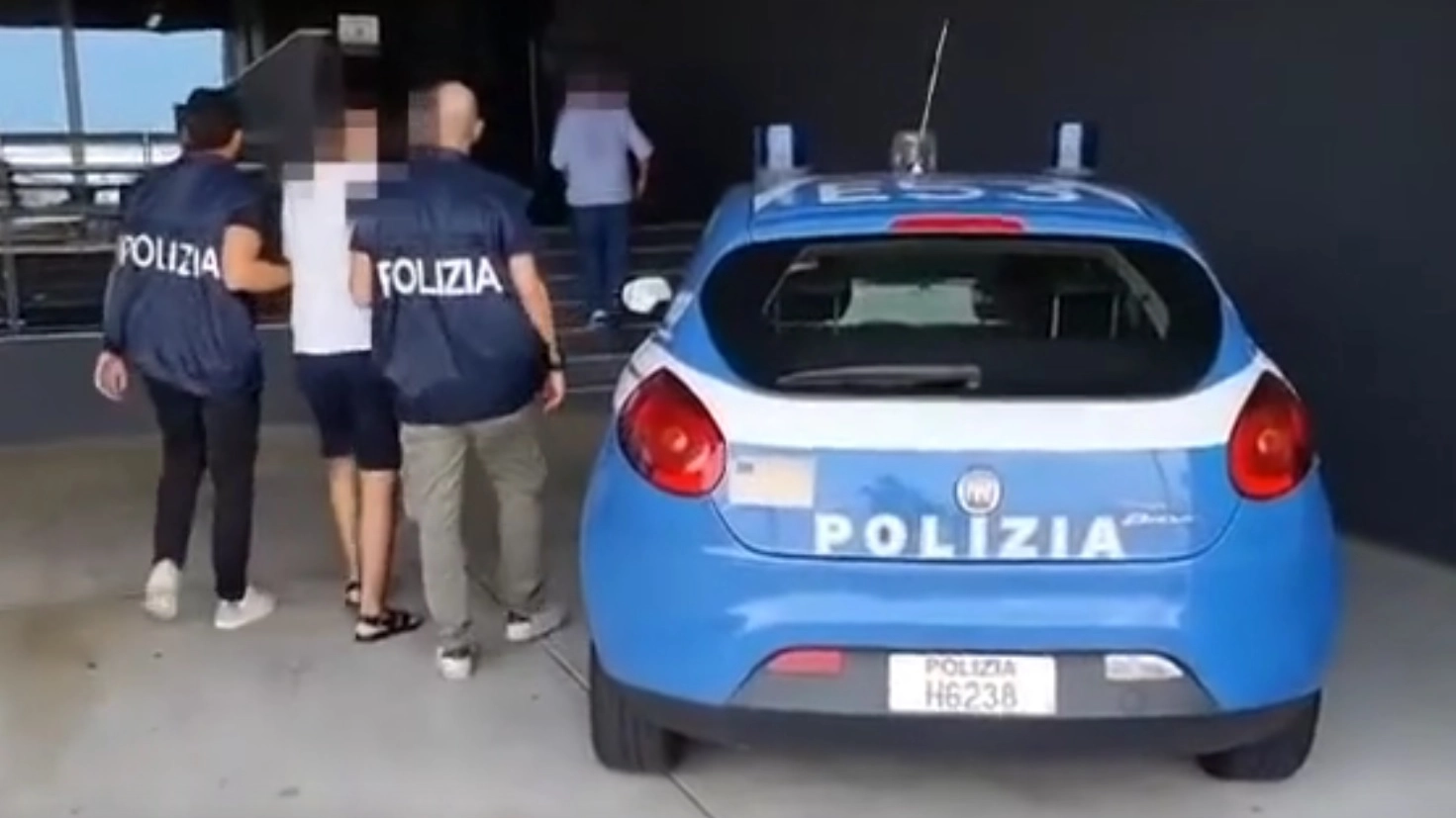 L'arresto del ladro 29enne L'arresto del ladro 29enne