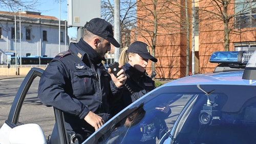 L'uomo è stato arrestato dalla Polizia L'uomo è stato arrestato dalla Polizia