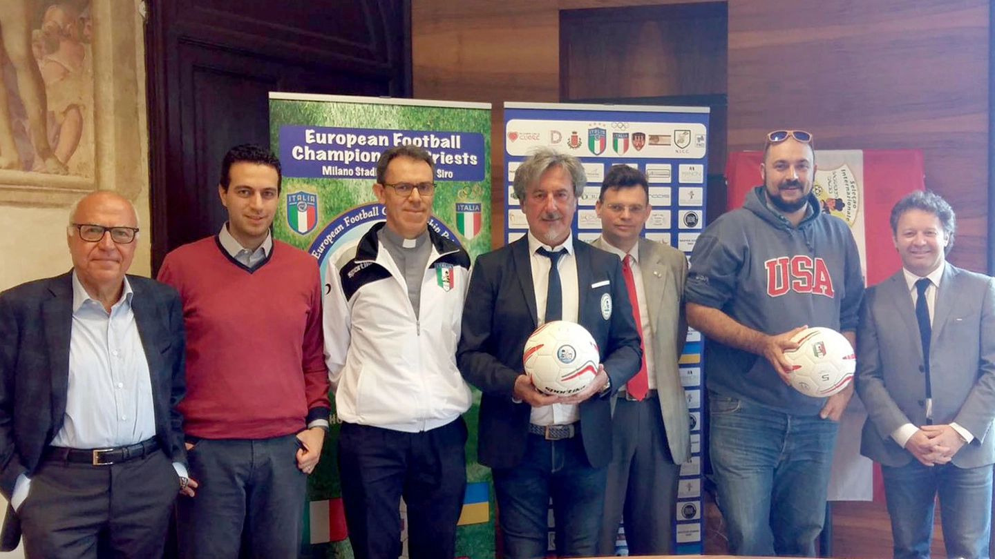 La presentazione del torneo European Football Championship Priest