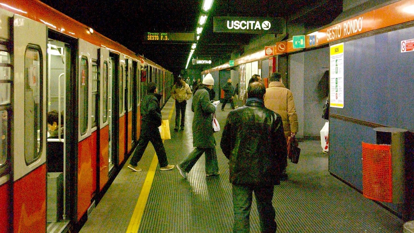 Metro rossa