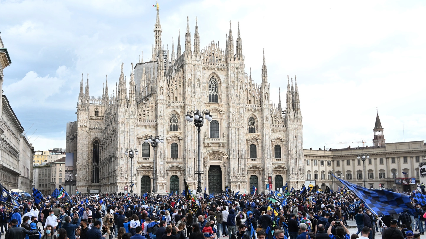 Festa scudetto dell'Inter in piazza Duomo