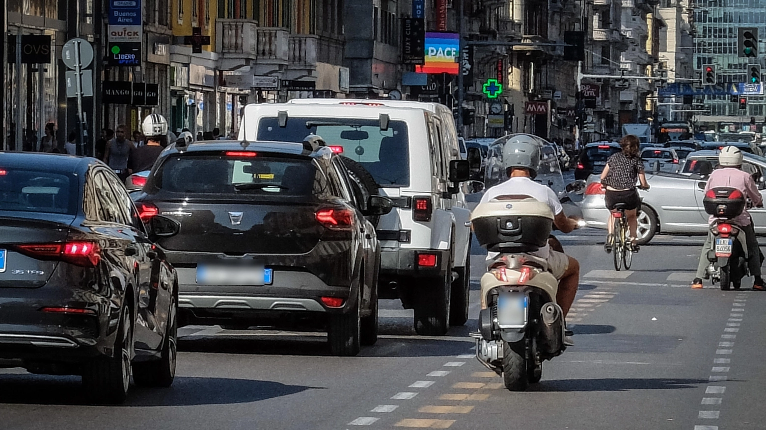 Traffico a Milano (Archivio)