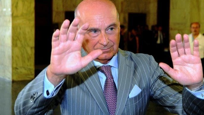 Tangenti nella sanità. Crollano le accuse. Confalonieri assolto: "Distrutto dalla vicenda" Tangenti nella sanità. Crollano le accuse. Confalonieri assolto: "Distrutto dalla vicenda"