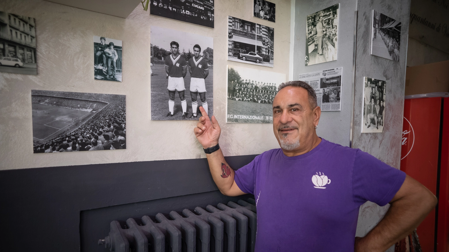 Pino Antonelli, proprietario del CAFE MANIA in Largo Scalabrini