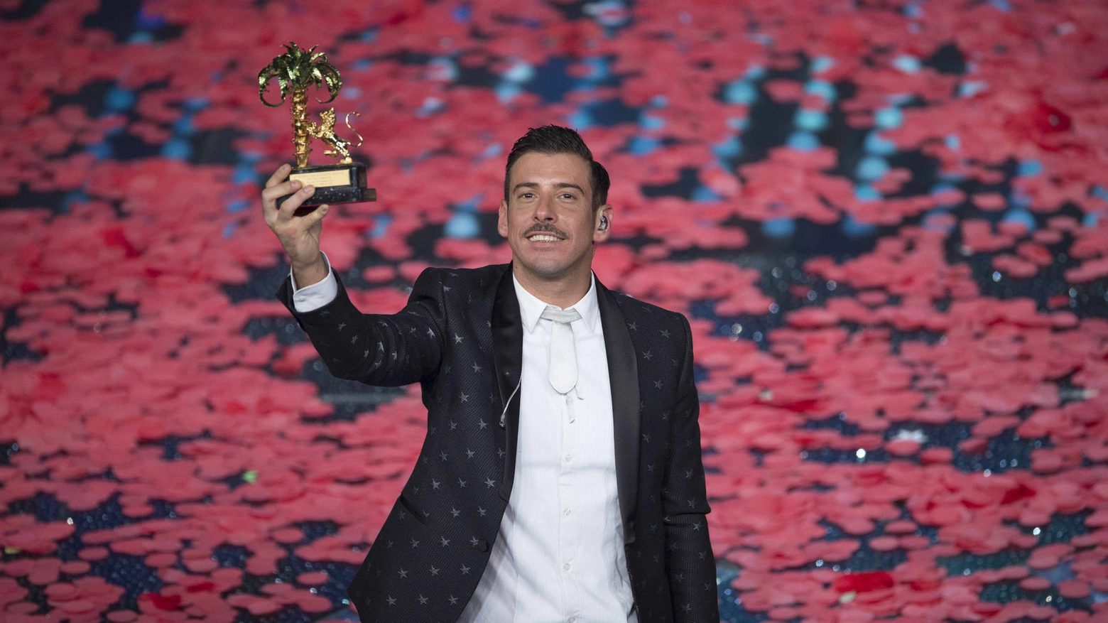 Francesco Gabbani, vincitore di Sanremo 2017, si esibirà a Sesto il 29 giugno