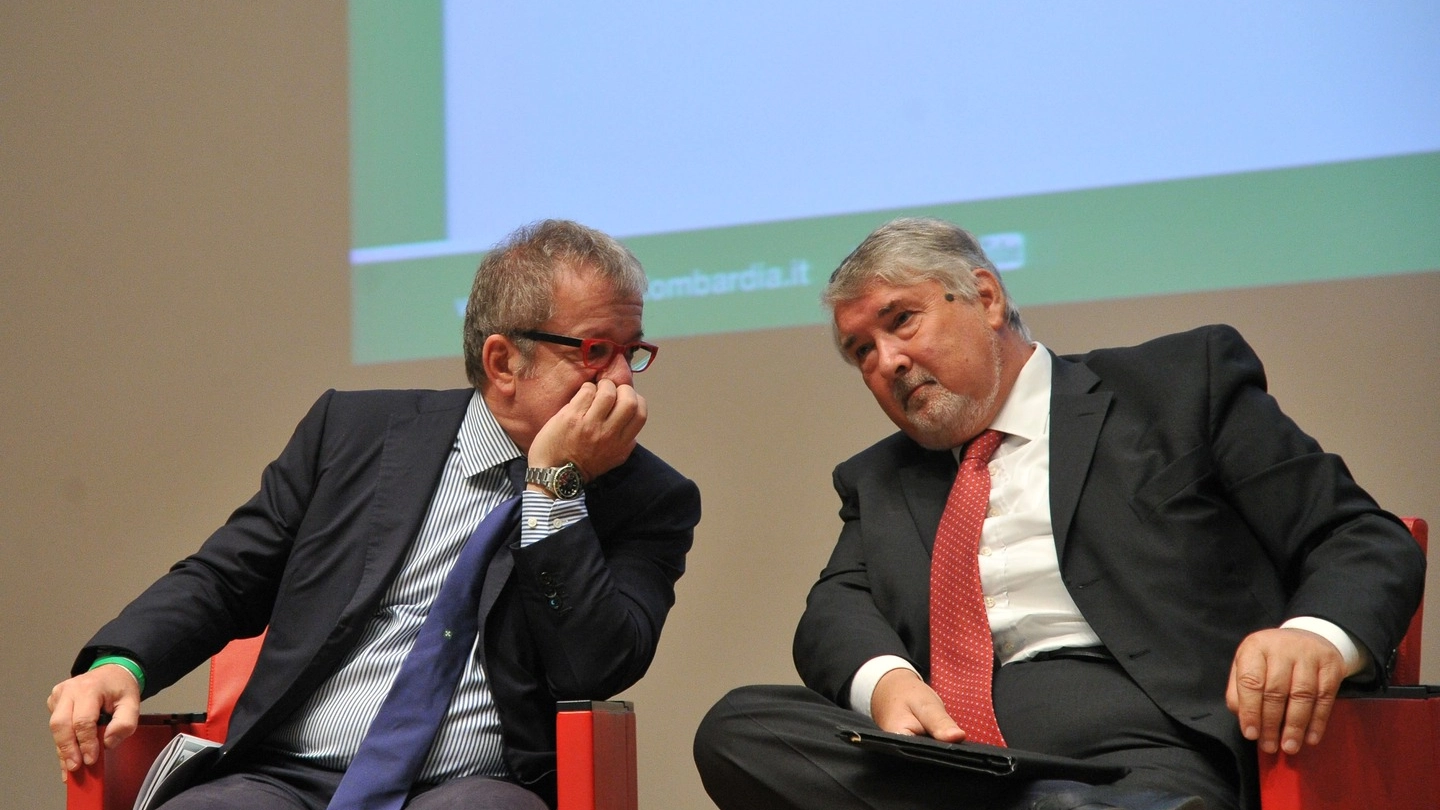 Il ministro del Lavoro Poletti con il presidente della Regione, Roberto Maroni